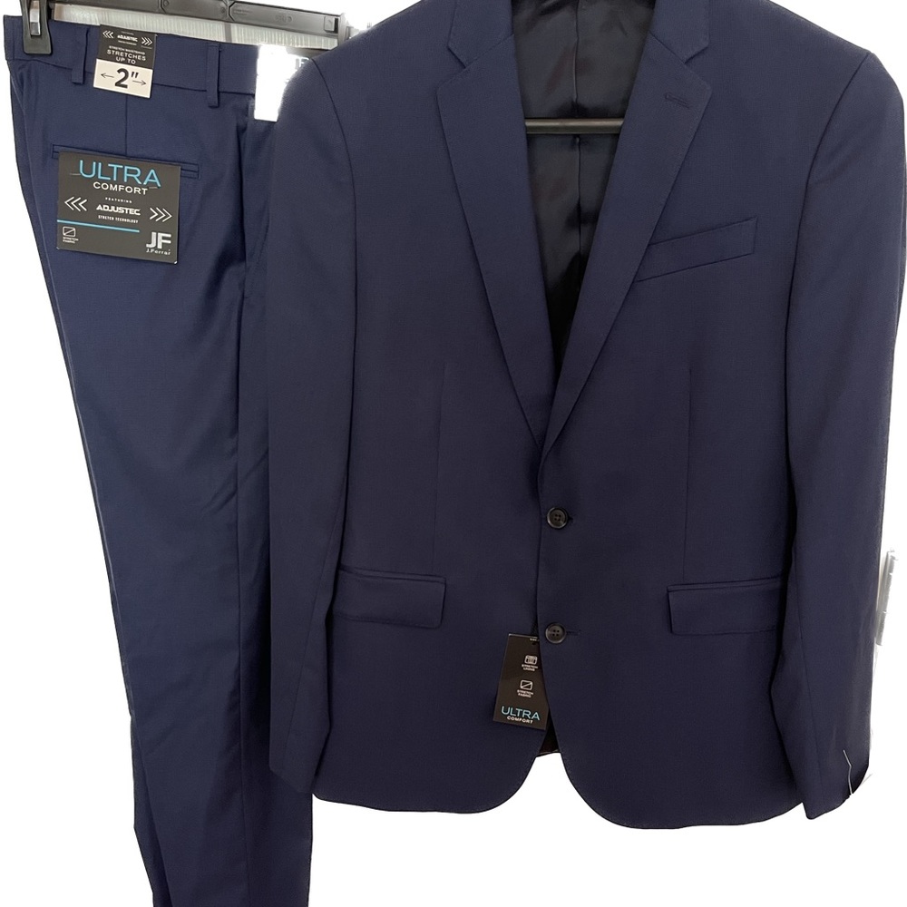 Men’s Navy Suit - Brand-J.Ferrar - Coat Size-40R - Pant Size-30/32